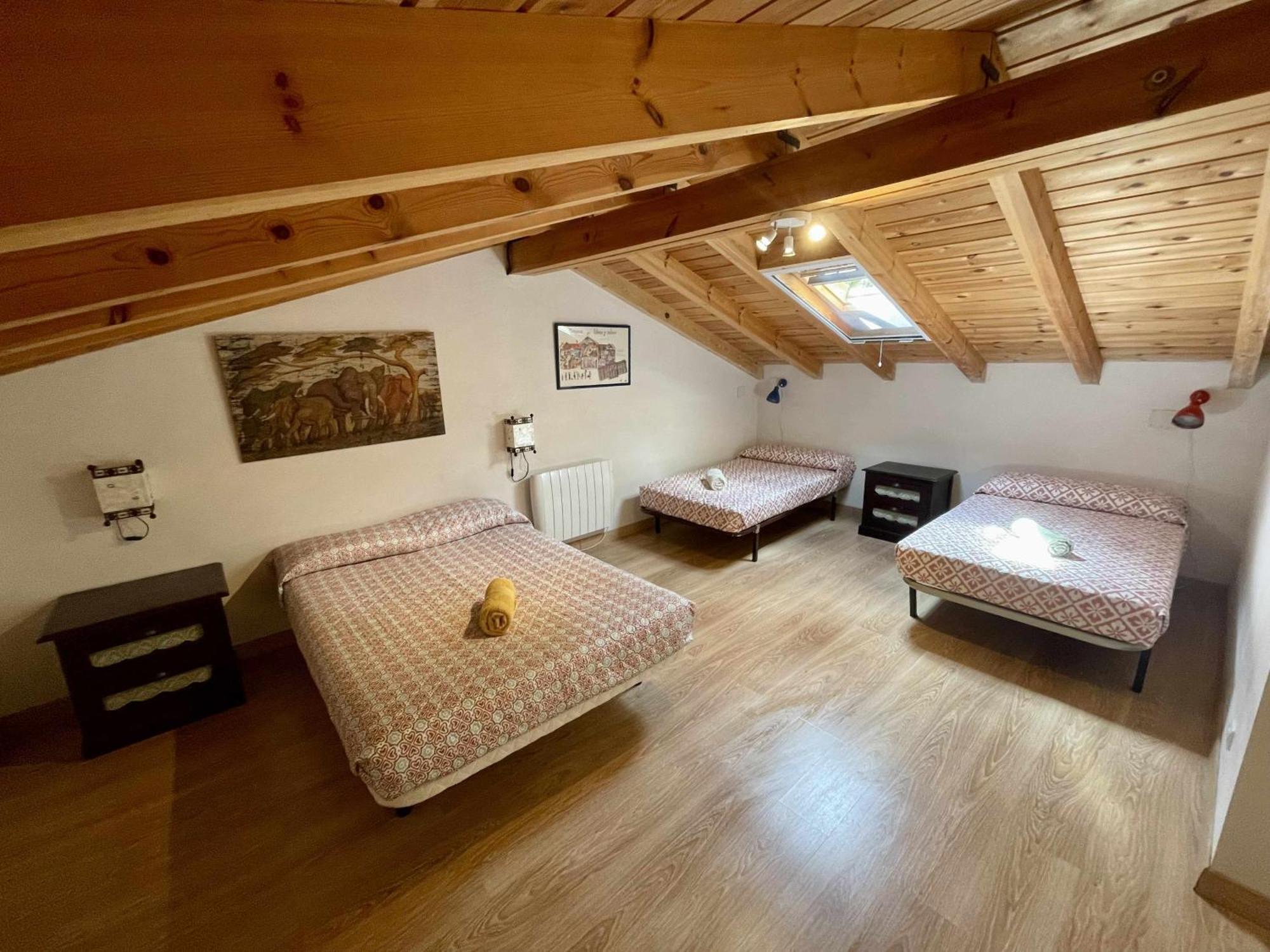Chalet Del Roble Villa Biescas  Bagian luar foto