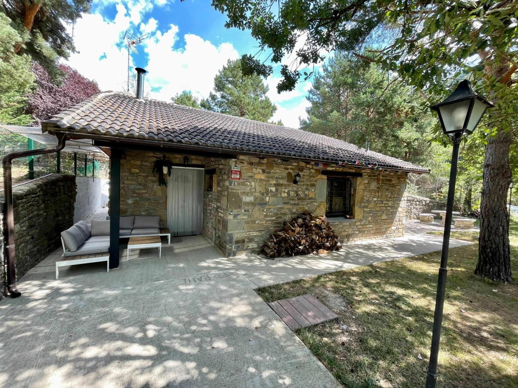Chalet Del Roble Villa Biescas  Bagian luar foto